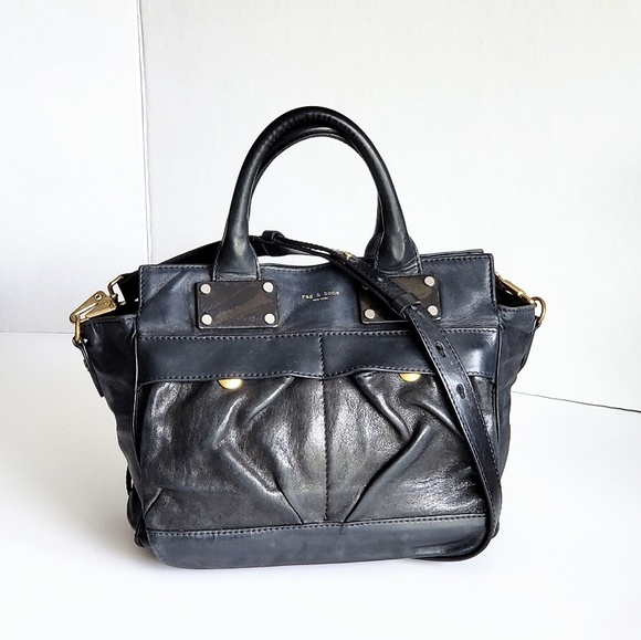 rag & bone Handbags - Rag & Bone Small Pilot in Navt & Black.